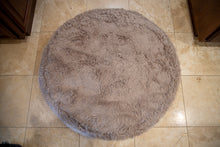 Load image into Gallery viewer, Dog Bed Cover Round - Tan Faux
